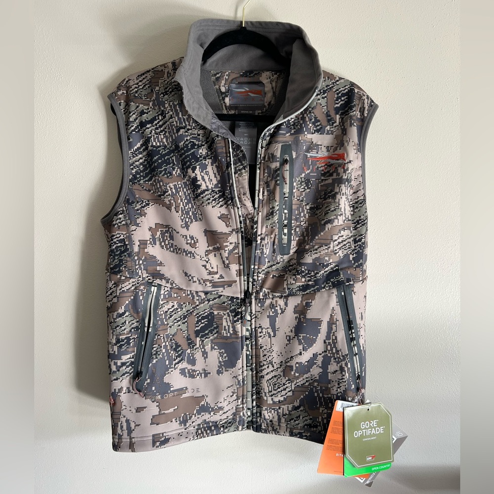 NWT- Sitka Men’s Jetstream Open Country hunting vest